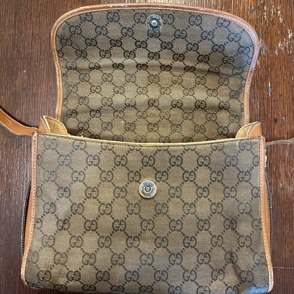Vintage Gucci small Crossbody canvas tote bag. Brown w/ brown leather accents. - Picture 3 of 8